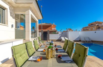 Reventa - Chalet - Ciudad quesada - Lo marabú