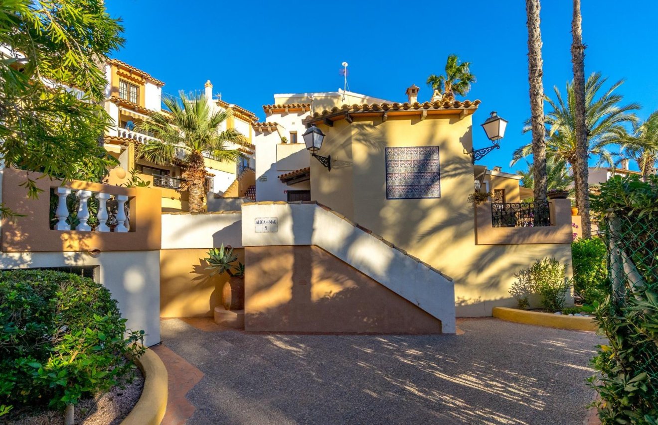 Reventa - Ático Dúplex - Torrevieja - Playa de los Locos