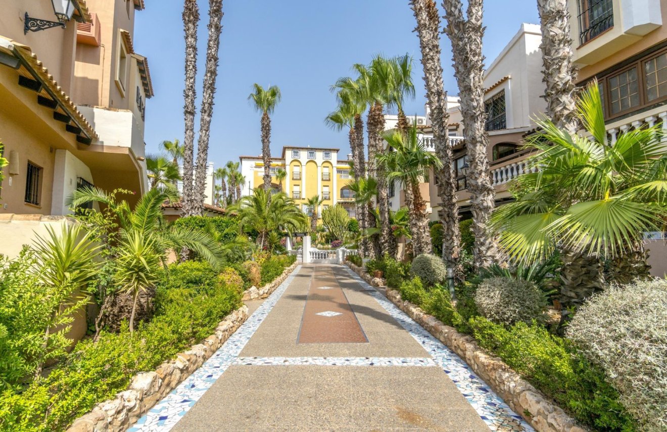 Reventa - Ático Dúplex - Torrevieja - Playa de los Locos