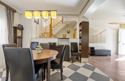 Reventa - Chalet - Orihuela Costa - Los Altos