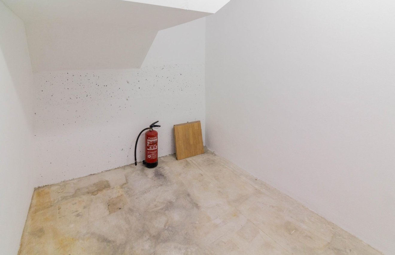 Resale - Piso - San Isidro - Comunidad valenciana