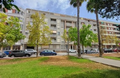 Revente - Apartamento - Torrevieja - Acequion