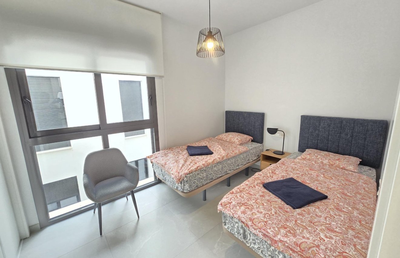 Reventa - Apartamento - Torrevieja - Estacion de autobuses