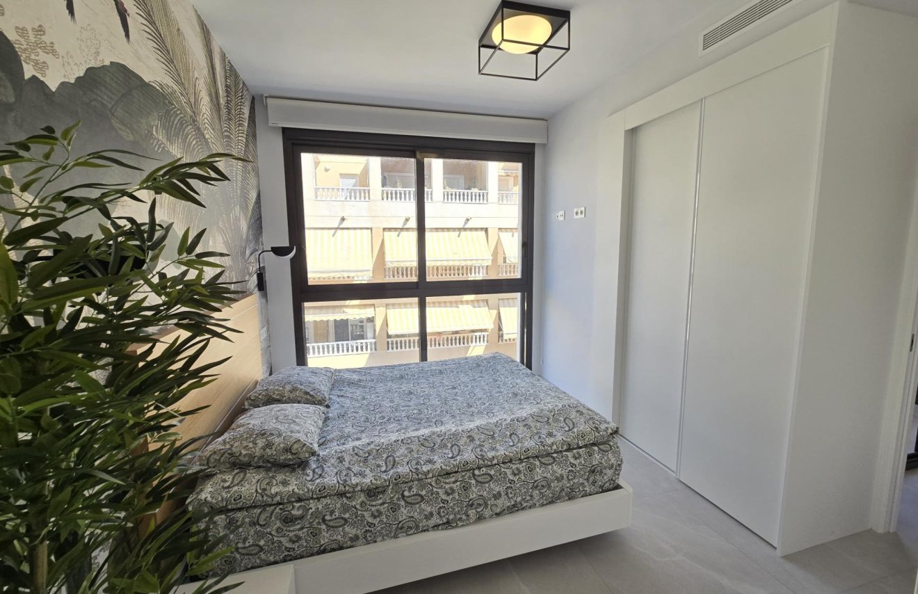 Reventa - Apartamento - Torrevieja - Estacion de autobuses