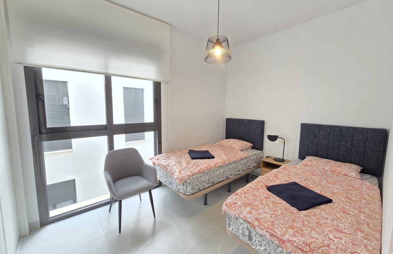 Reventa - Apartamento - Torrevieja - Estacion de autobuses