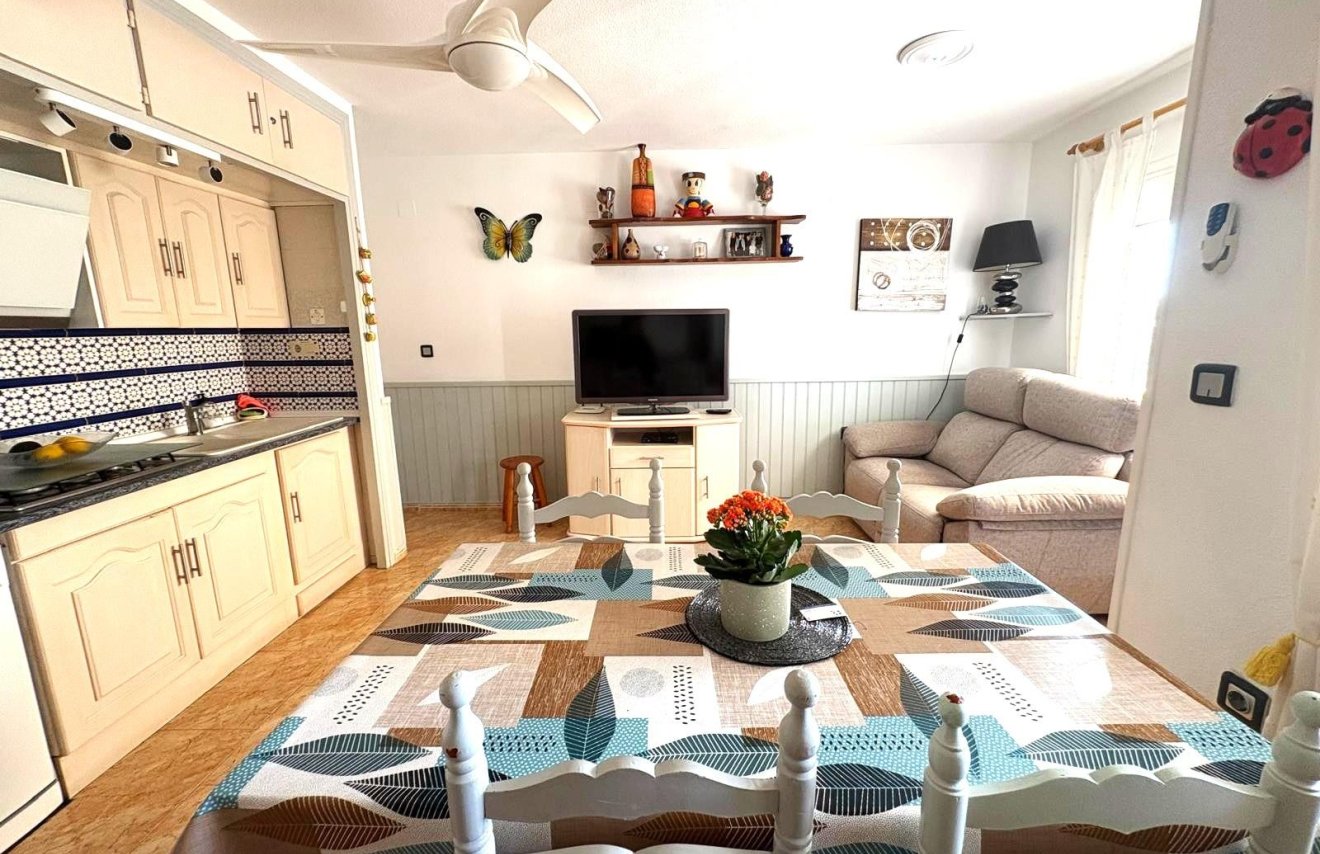 Resale - Bungalow Planta Baja - San Miguel de Salinas - BLUE LAGOON