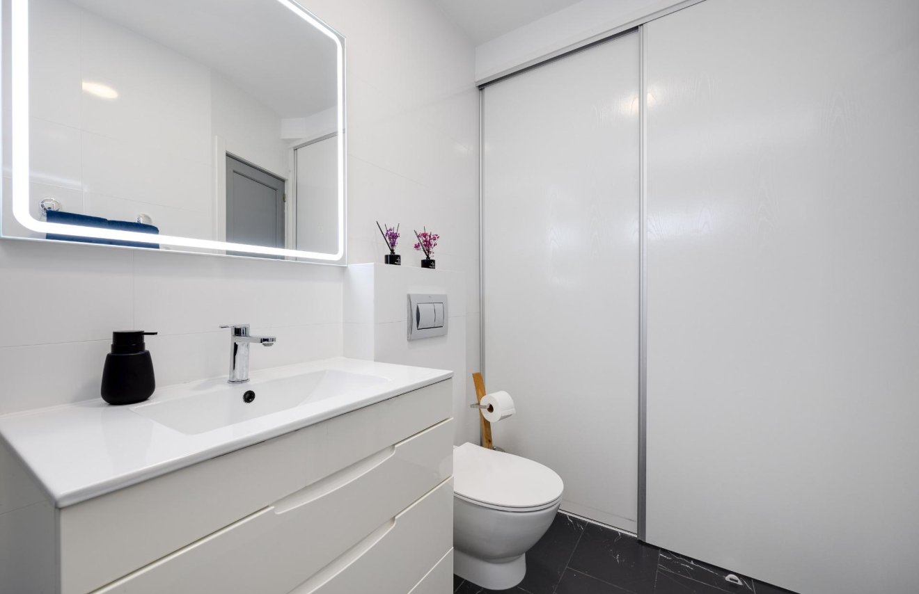 Revente - Apartamento - Torrevieja - La Mata