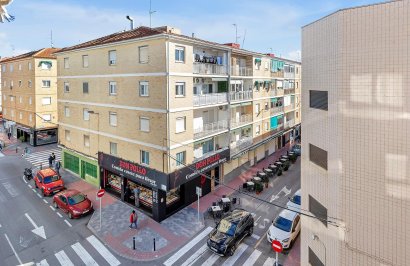 Resale - Apartamento - Torrevieja - Estacion de autobuses