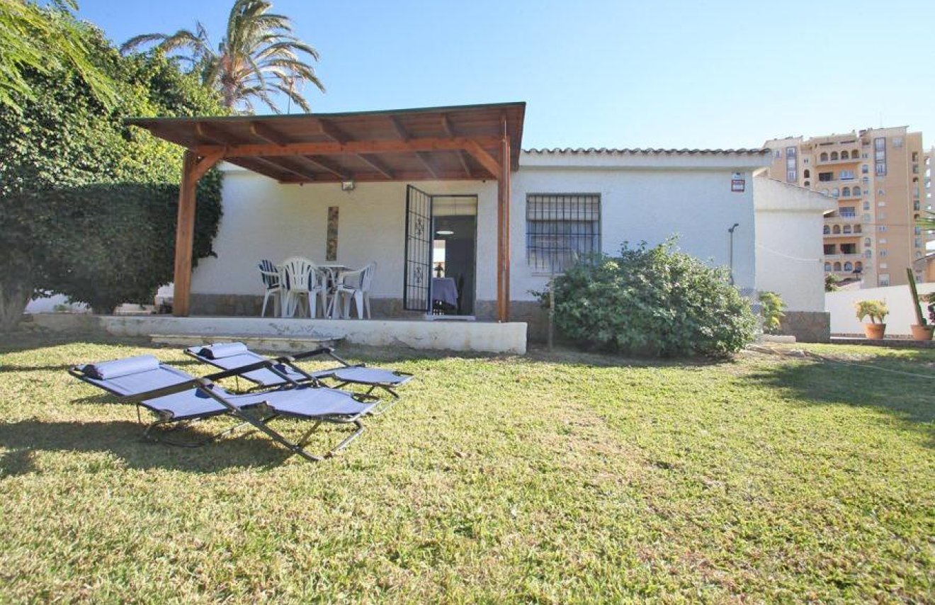 Resale - Chalet - Torrevieja - Los Frutales