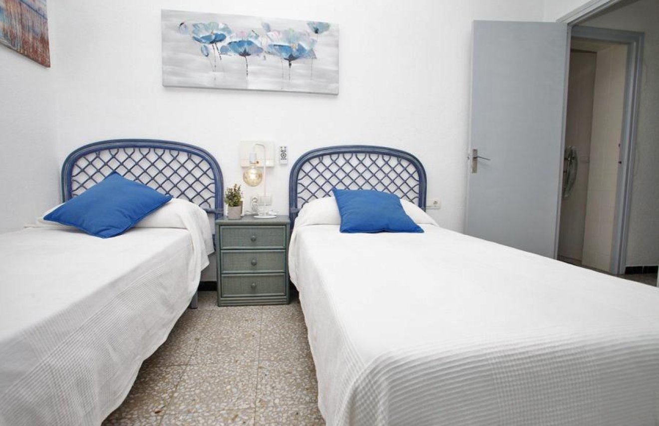 Resale - Chalet - Torrevieja - Los Frutales