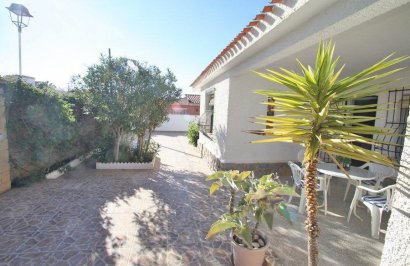Resale - Chalet - Torrevieja - Los Frutales