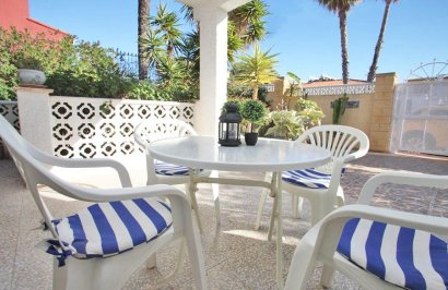 Resale - Chalet - Torrevieja - Los Frutales