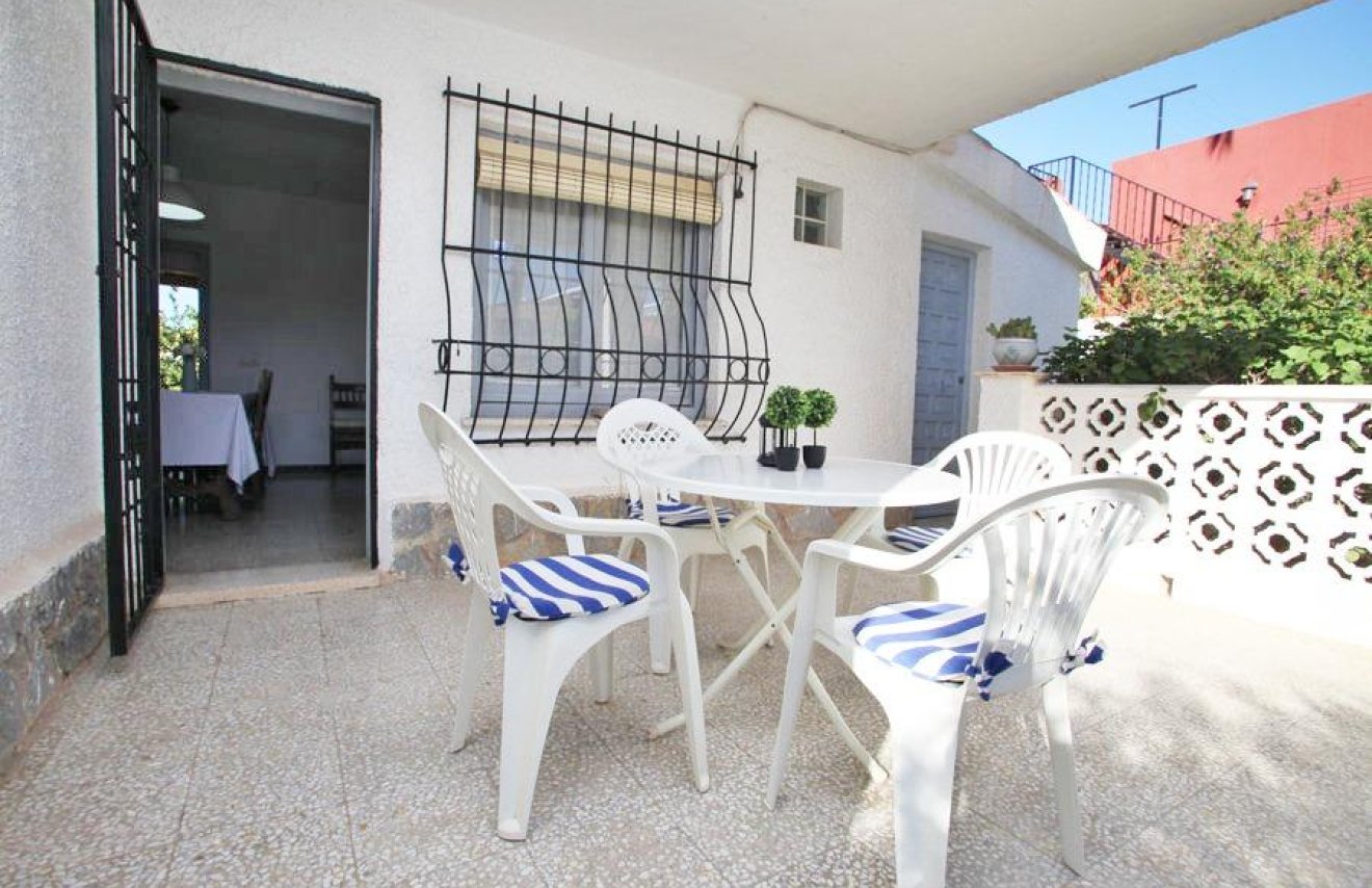 Resale - Chalet - Torrevieja - Los Frutales