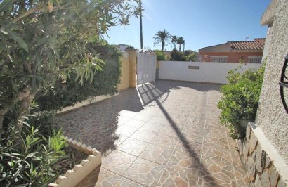Resale - Chalet - Torrevieja - Los Frutales