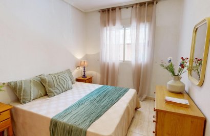 Resale - Planta baja - Torrevieja - Estacion de autobuses