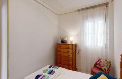 Resale - Planta baja - Torrevieja - Estacion de autobuses