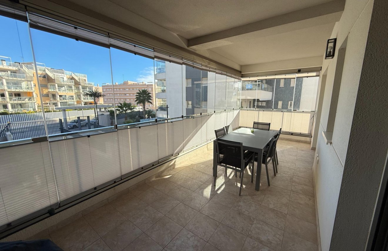 Resale - Apartamento - Orihuela Costa - Los Dolses