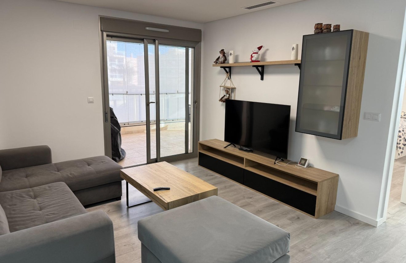 Resale - Apartamento - Orihuela Costa - Los Dolses