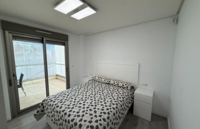 Resale - Apartamento - Orihuela Costa - Los Dolses