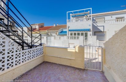 Reventa - Casa Tipo Dúplex - Torrevieja - El limonar