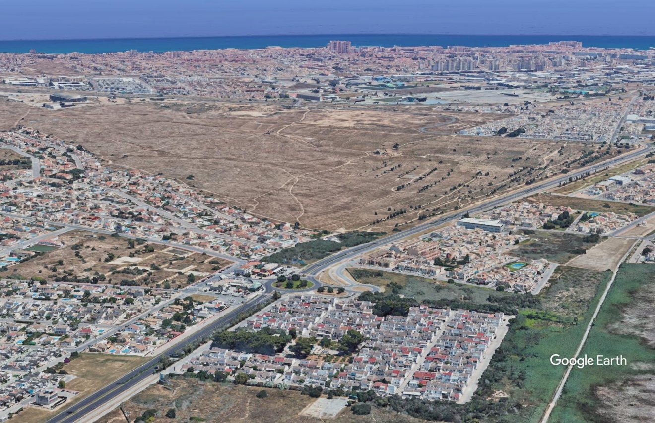 Reventa - Casa Tipo Dúplex - Torrevieja - El limonar