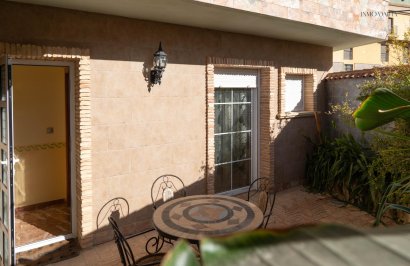 Reventa - Casa - Redován