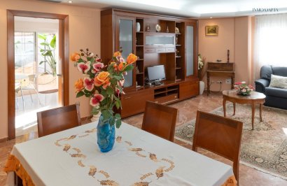 Reventa - Casa - Redován