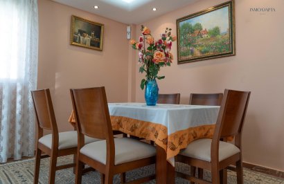 Reventa - Casa - Redován