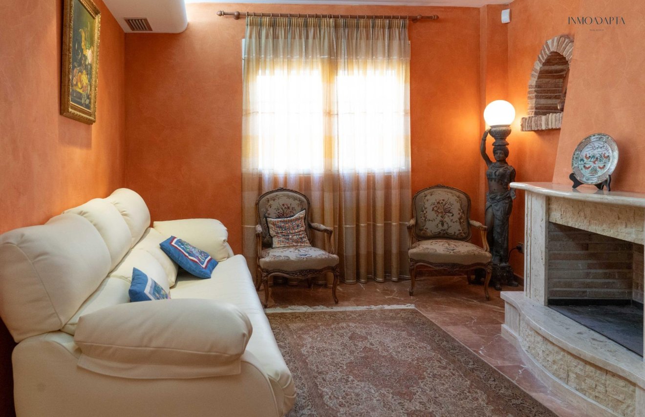 Reventa - Casa - Redován