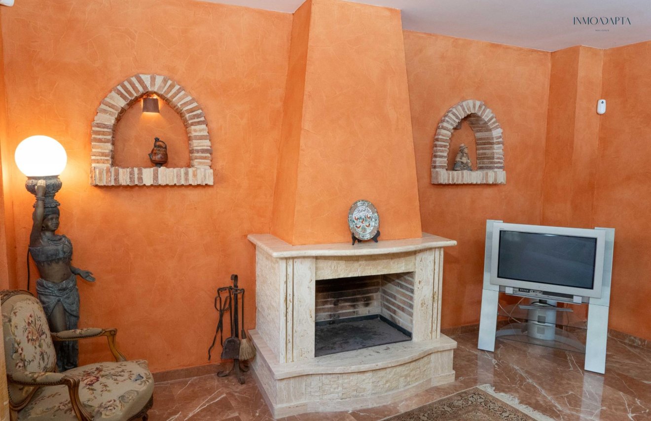 Reventa - Casa - Redován