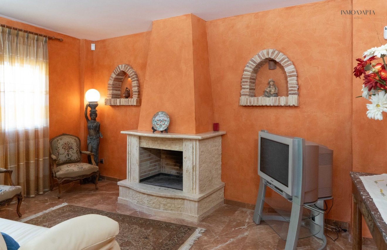 Reventa - Casa - Redován