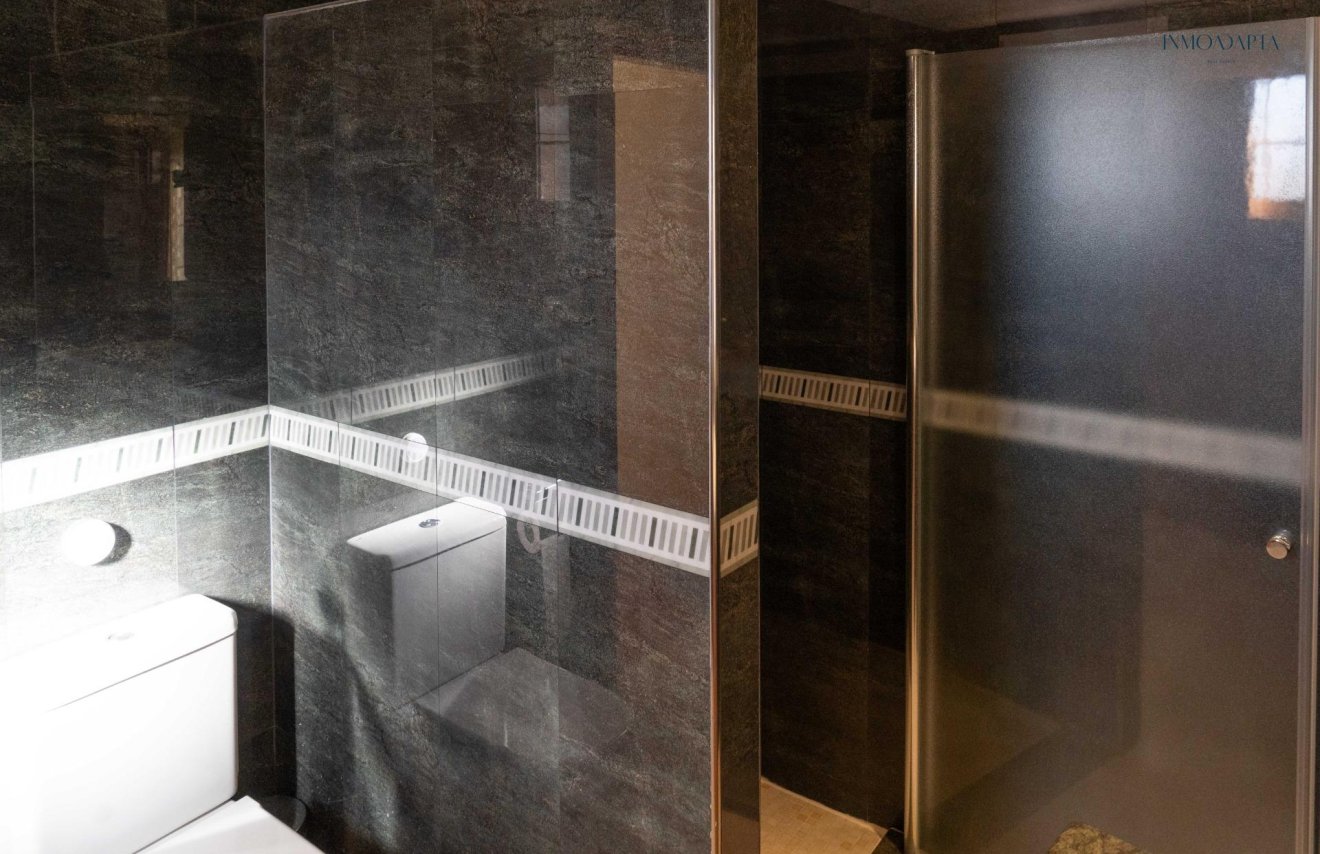 Reventa - Casa - Redován