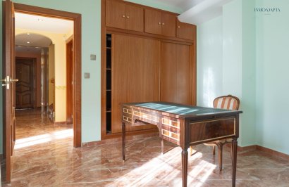 Reventa - Casa - Redován