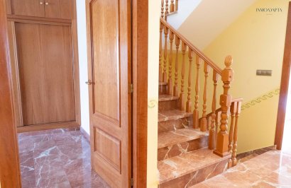 Reventa - Casa - Redován