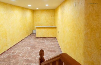 Reventa - Casa - Redován