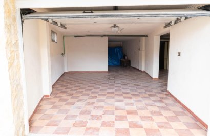 Reventa - Casa - Redován