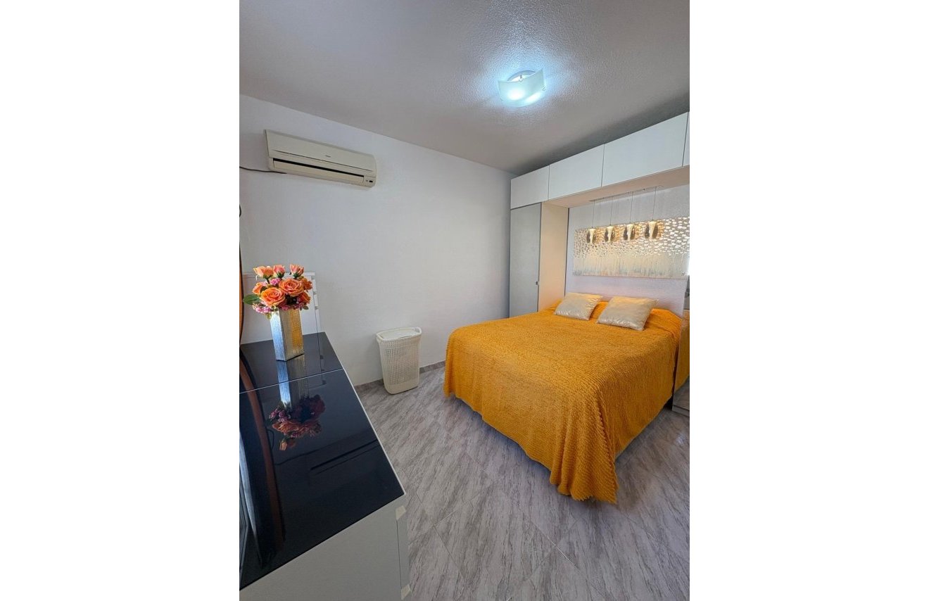 Resale - Casa - Torrevieja - Carrefour