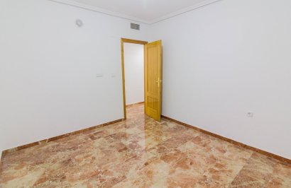 Reventa - Piso - Orihuela - Barrio de la Ocarasa