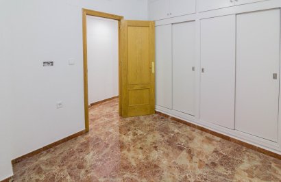 Reventa - Piso - Orihuela - Barrio de la Ocarasa