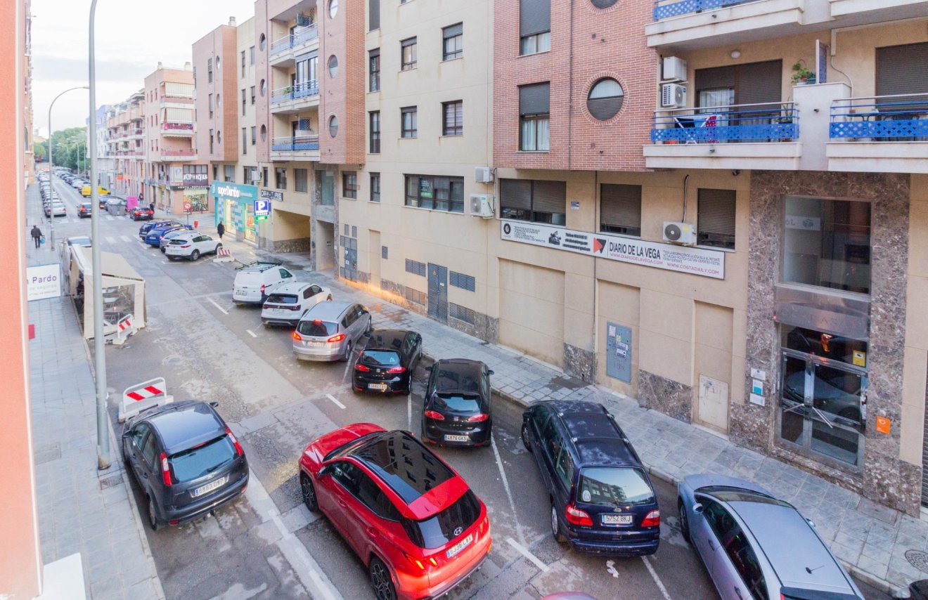 Reventa - Piso - Orihuela - Barrio de la Ocarasa