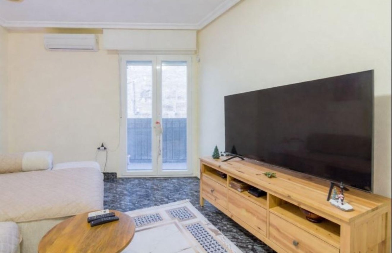 Resale - Piso - Orihuela - Zona Centro