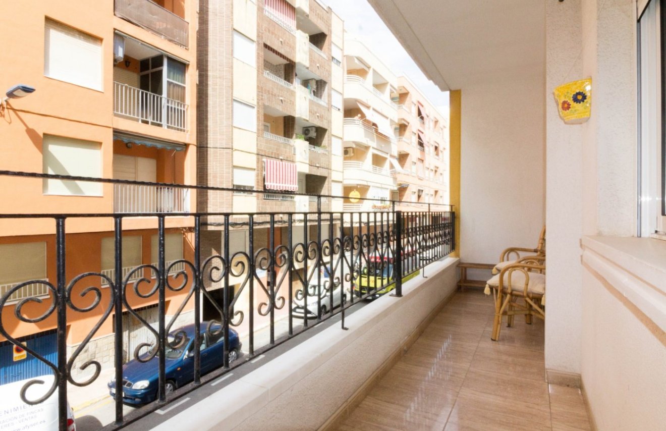 Alquiler a largo plazo - Apartamento - Torrevieja - Playa del Cura