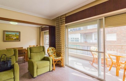 Alquiler a largo plazo - Piso - Torrevieja - Paseo maritimo