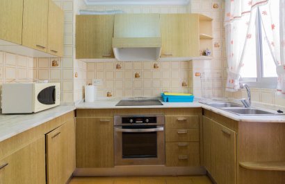 Alquiler a largo plazo - Piso - Torrevieja - Paseo maritimo