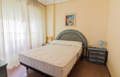 Alquiler a largo plazo - Piso - Torrevieja - Paseo maritimo