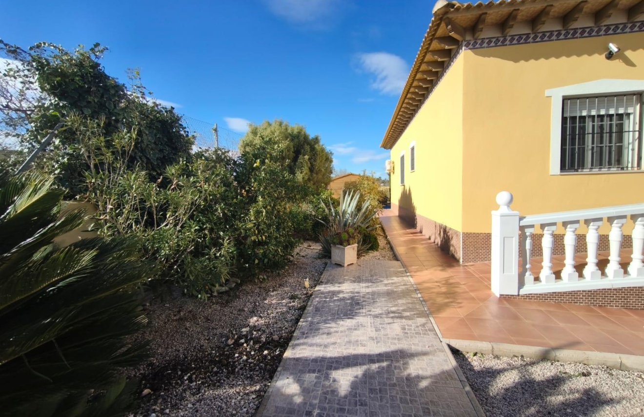 Reventa - Chalet - Hondón de los Fráiles - Comunidad valenciana