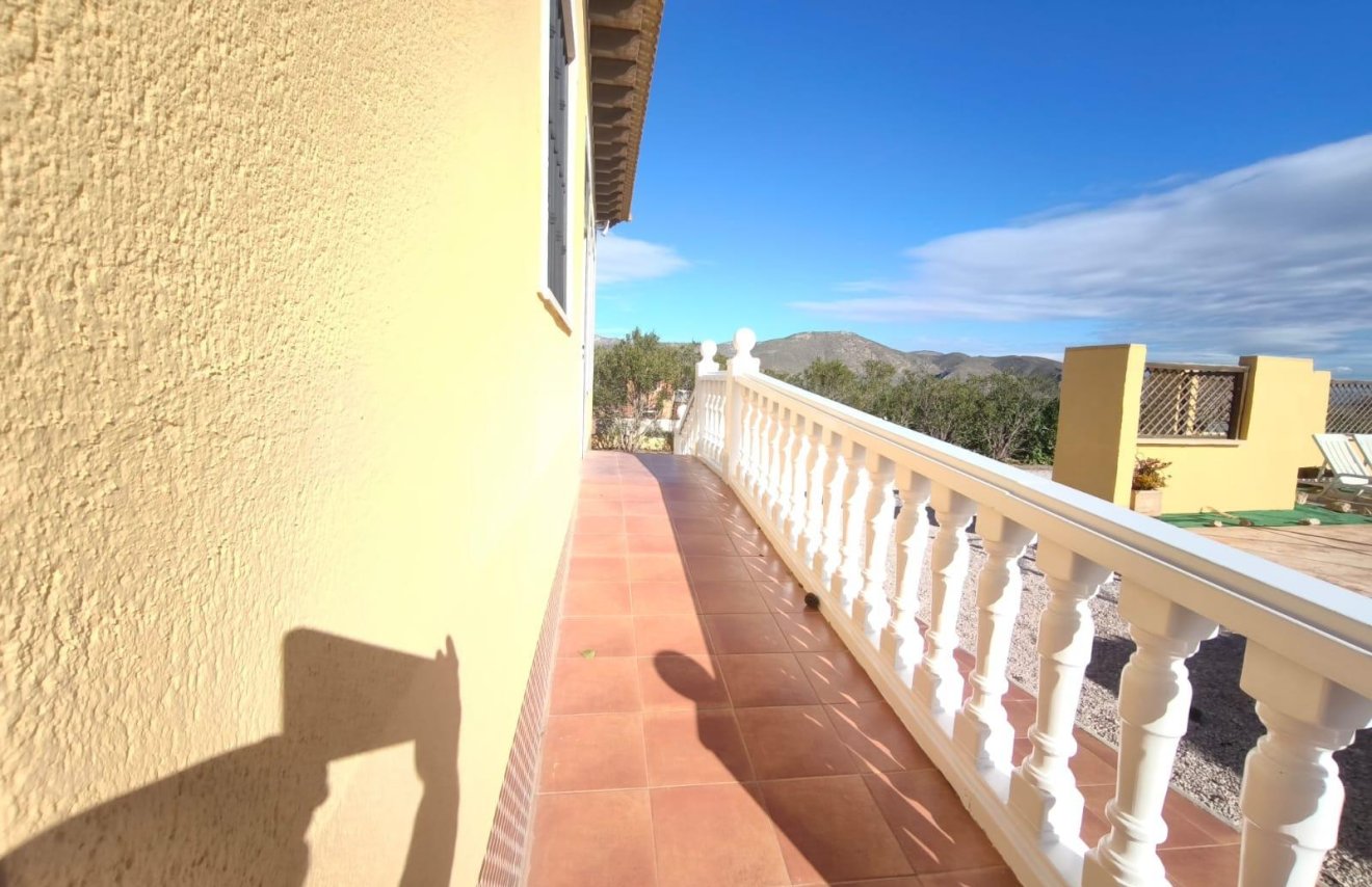 Reventa - Chalet - Hondón de los Fráiles - Comunidad valenciana