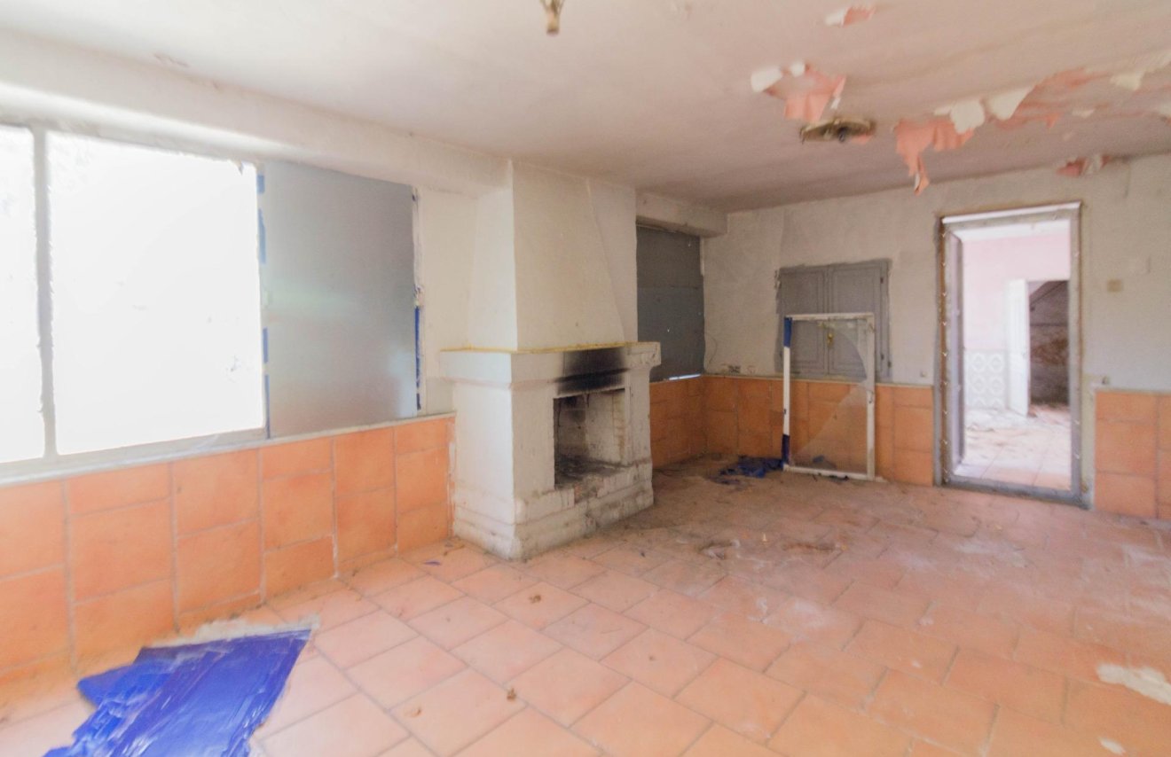 Reventa - Casa con terreno - Orihuela - La Murada-Los Vicentes