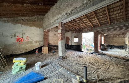 Resale - Casa - Redován