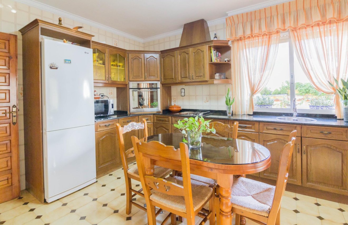 Resale - Casa - Cox - Avda. del carmen